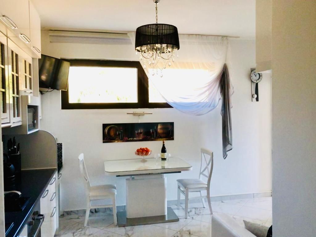 Апартаменты Apartments Sunny Marina Добра-Вода