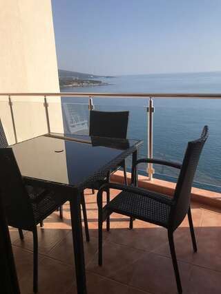 Апартаменты Apartments Sunny Marina Добра-Вода Апартаменты Делюкс-1