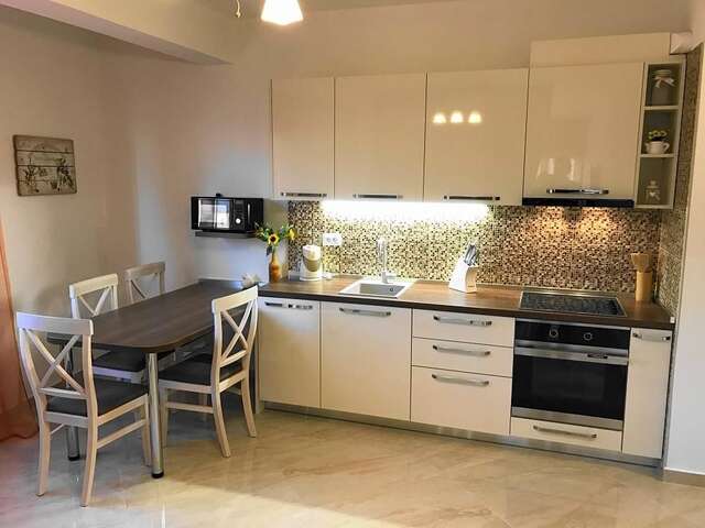 Апартаменты Apartments Sunny Marina Добра-Вода-33
